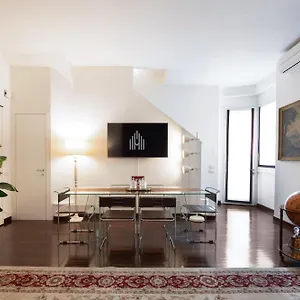 spiga-duplex-suites-by-montenapoleone-living.it-lombardy.com/